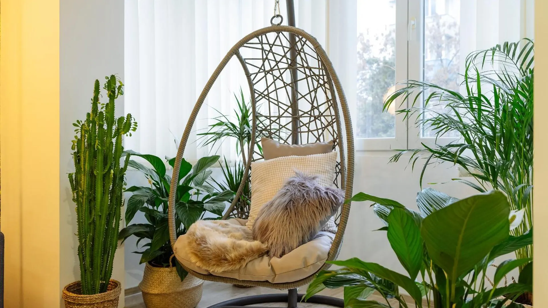 Zen Life Luxury Apartment - Herastrau Bukarest 0*,  Románia