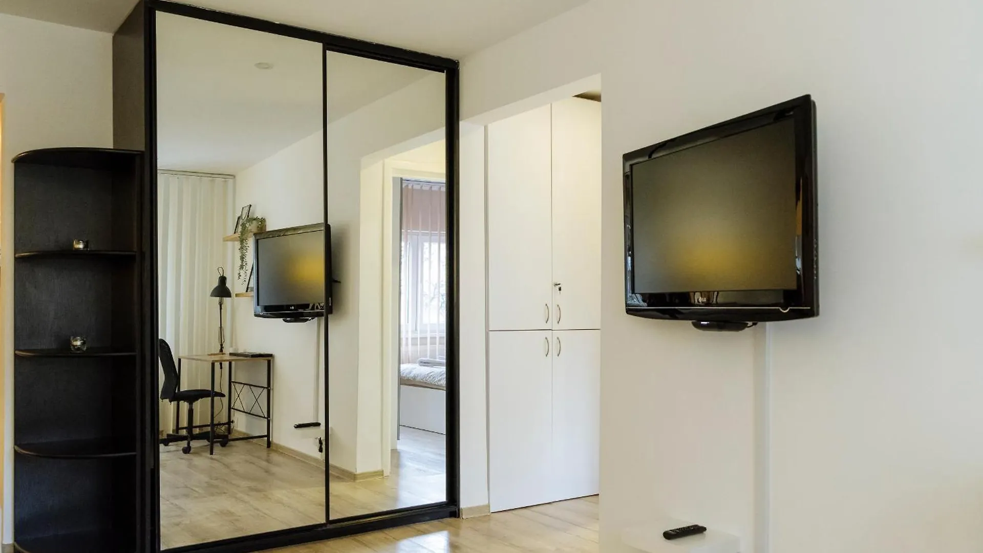 Zen Life Luxury Apartment - Herastrau Bukarest