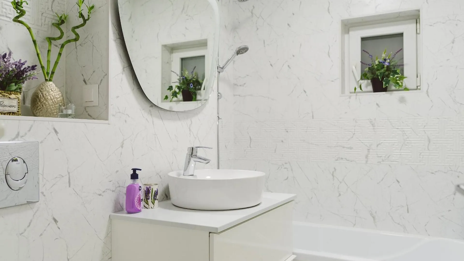 Zen Life Luxury Apartment - Herastrau Bukarest